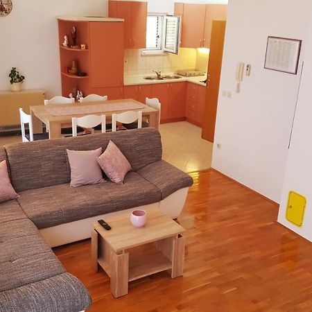 Apartments Edita Makarska Ngoại thất bức ảnh