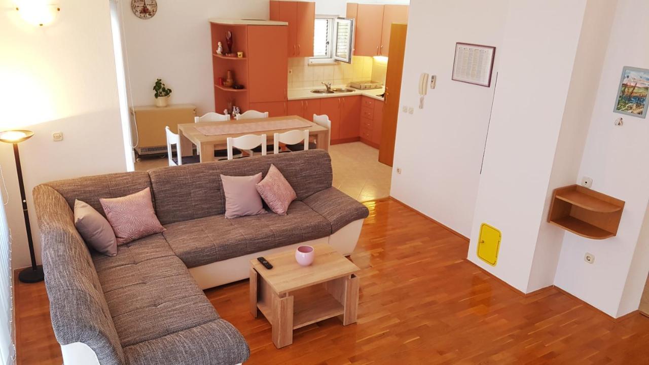 Apartments Edita Makarska Ngoại thất bức ảnh