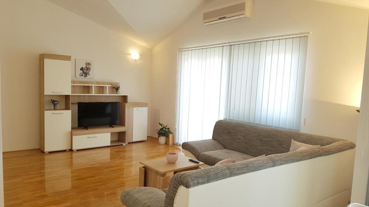 Apartments Edita Makarska Ngoại thất bức ảnh