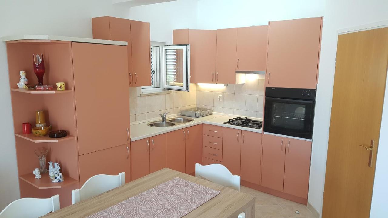 Apartments Edita Makarska Ngoại thất bức ảnh