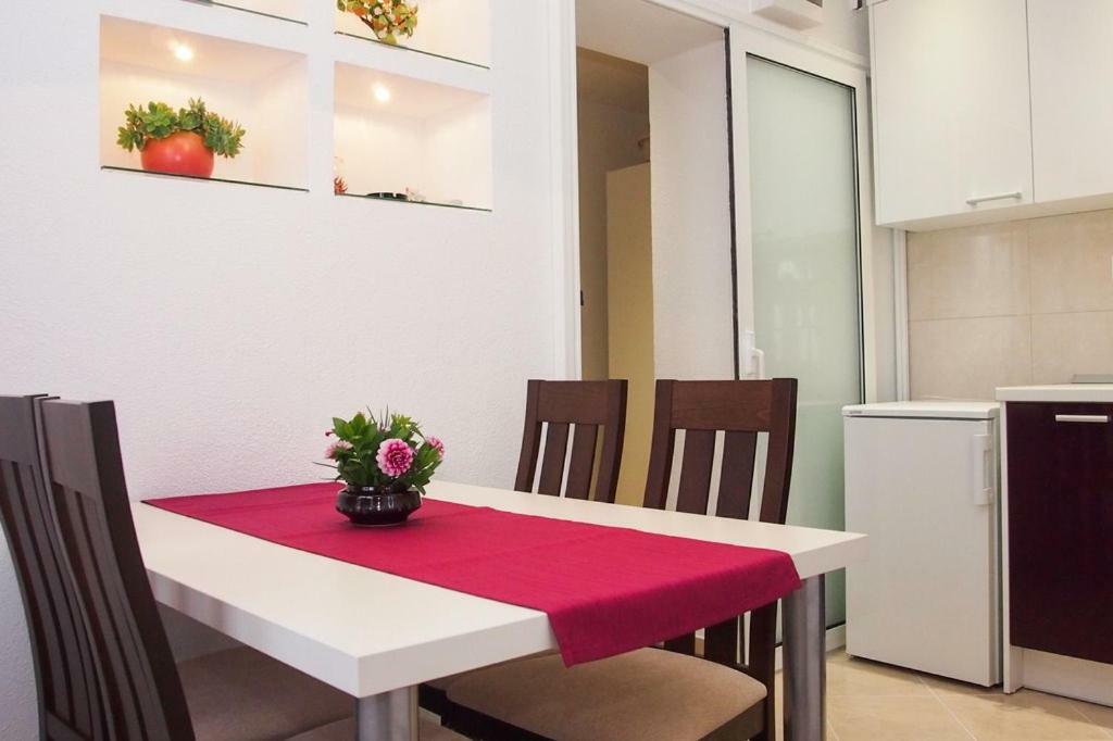 Apartments Edita Makarska Ngoại thất bức ảnh